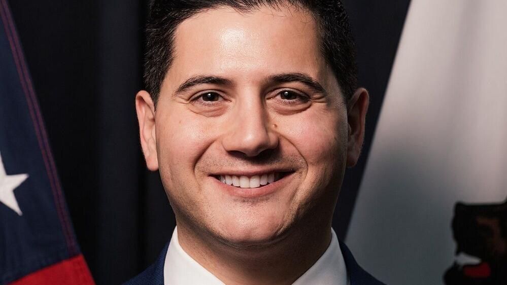 Fed Pub Defender says Essayli improperly serving as US Atty